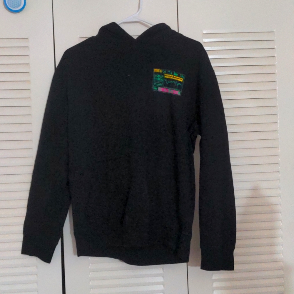 FOREVER 21 MEN'S (MEDIUM) BLACK DIGITAL ERA GRAPHIC HOODIE